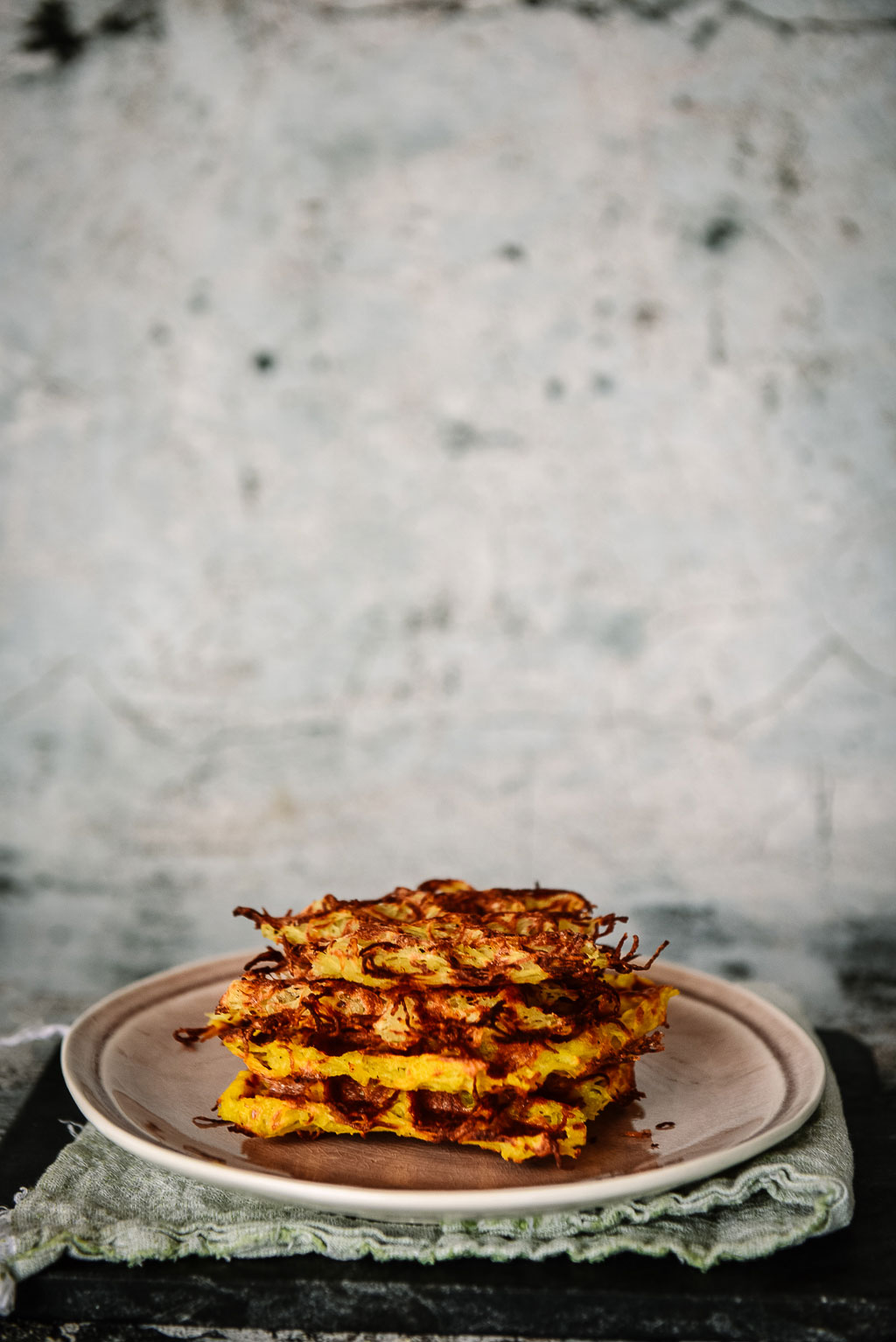 Kartoffelpuffer Aus Dem Waffeleisen Mit Lachs Oder A La Caprese Kochen Macht Glucklich