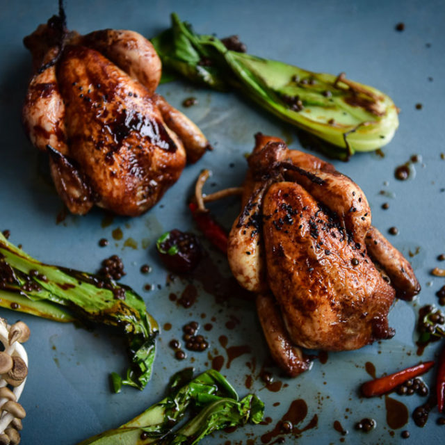 Mein Stubenküken Rezept mit Sriracha, Sesam und Honig - Kochen macht ...