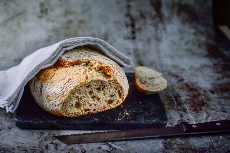 Rezept für schnelles Joghurtbrot mit Hefe - saftig, locker und lecker